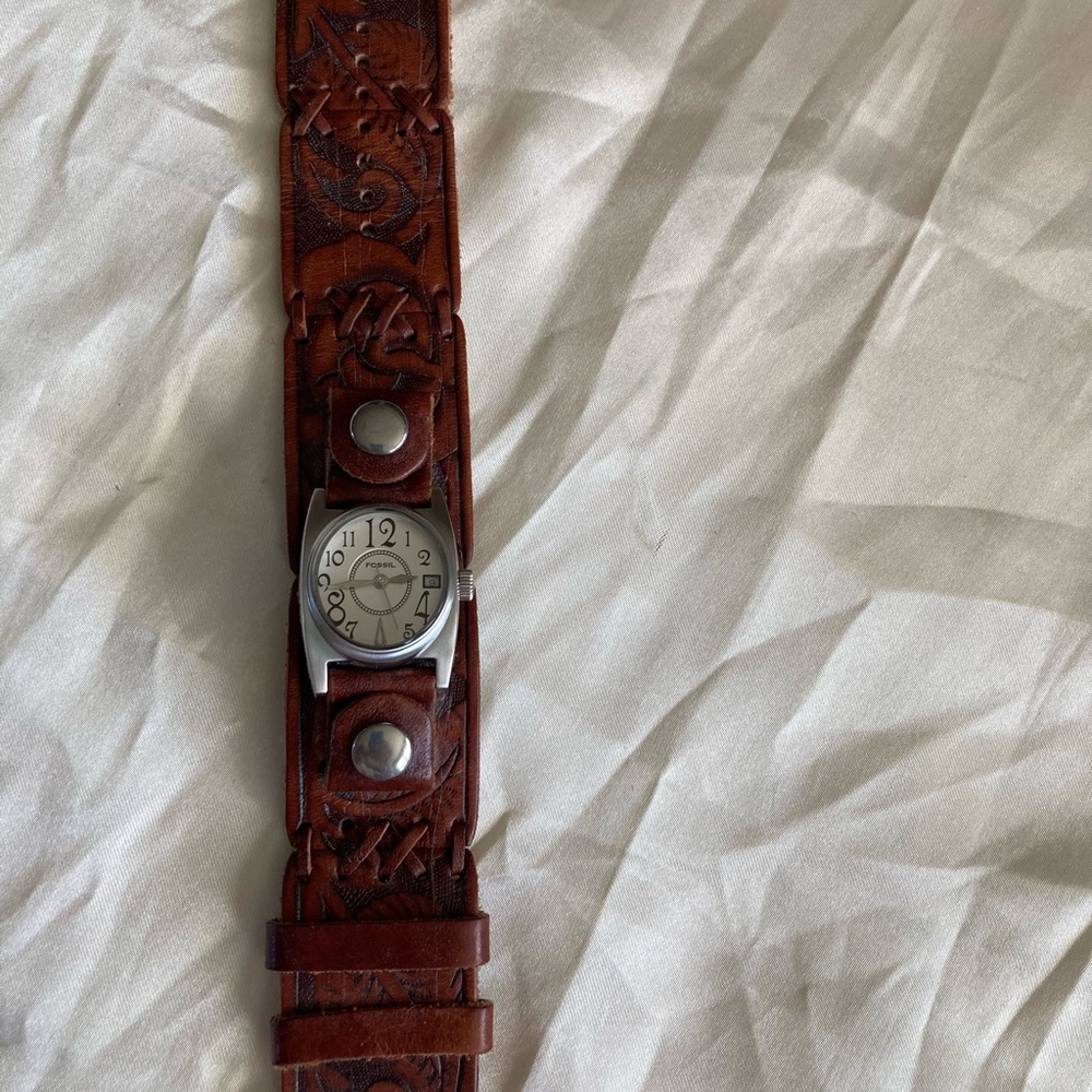 Fossil Brown Leather Vine Design Women’s Watch